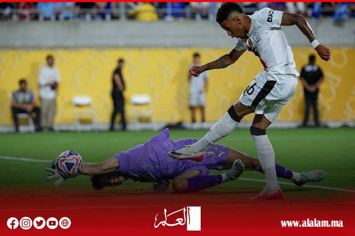 بعد تألقه في مونديال الأندية: بونو مستمر مع "الهلال"