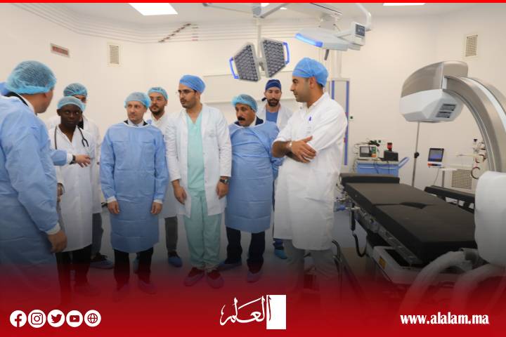 وزير الصحة يقوم بزيارة لمرافق المركز الاستشفائي الإقليمي لتنغير