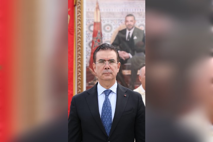 عامل إقليم الحسيمة يطلق منظومة جديدة لضبط وتنظيم خدمات قطاع النقل عامل إقليم الحسيمة يطلق منظومة جديدة لضبط وتنظيم خدمات قطاع النقل