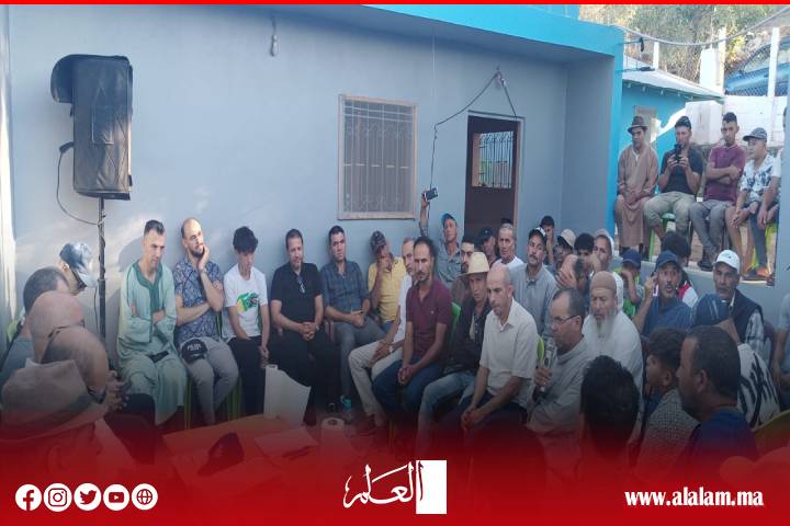 تجديد فروع حزب الاستقلال بإقليم العرائش يتواصل: جماعة القلة وجماعة زوادة.. من أجل تنمية شاملة.. تجديد فروع حزب الاستقلال بإقليم العرائش يتواصل: جماعة القلة وجماعة زوادة.. من أجل تنمية شاملة..