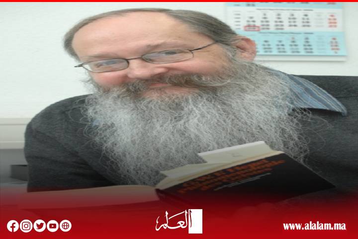 كلام عابر: تأسيس المراتب الاجتماعية من منظور نظرية روبيرت براندوم للمواقف المعيارية كلام عابر: تأسيس المراتب الاجتماعية من منظور نظرية روبيرت براندوم للمواقف المعيارية