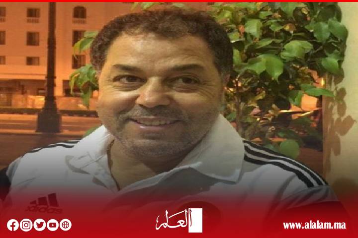 أزمة جديدة تهز رجاء بني ملال.. منخرطون يرفضون التعاقد مع البكاري ويصفون القرار بـ"الانفرادي" أزمة جديدة تهز رجاء بني ملال.. منخرطون يرفضون التعاقد مع البكاري ويصفون القرار بـ"الانفرادي"