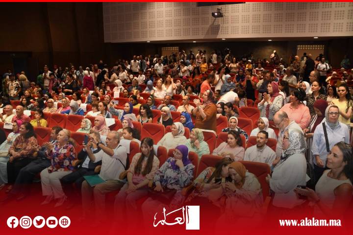 احتفالية ثقافية راقية تخليدا لعيد العرش المجيد.. حضور دبلوماسي رفيع في مهرجان ربيع أكدال-الرياض احتفالية ثقافية راقية تخليدا لعيد العرش المجيد.. حضور دبلوماسي رفيع في مهرجان ربيع أكدال-الرياض