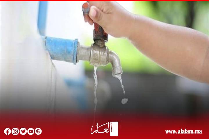 ضعف صبيب الماء يؤرق ساكنة جماعة سيدي علال التازي ضعف صبيب الماء يؤرق ساكنة جماعة سيدي علال التازي