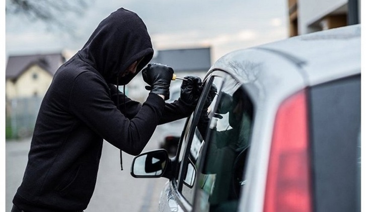 إيقاف لص سيارات بمكناس نفذ 20 عملية سرقة..  آخرها حقيبة بها 14 مليون سنتيم