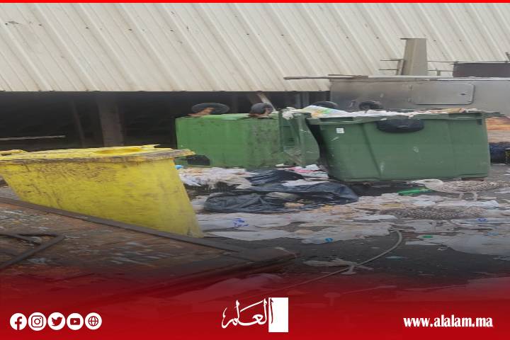 تلوث بيئي خطير يهدد ميناء الحسيمة وسط مطالب بالتدخل العاجل