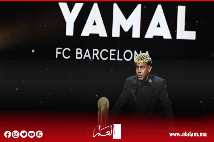 إنريكي أفضل مدرب ودوناروما أفضل حارس مرمى