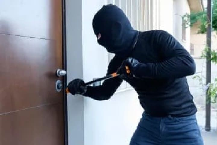 درك أمزورن يوقف في وقت قياسي متهماً بسرقة منزل بدوار السواني
