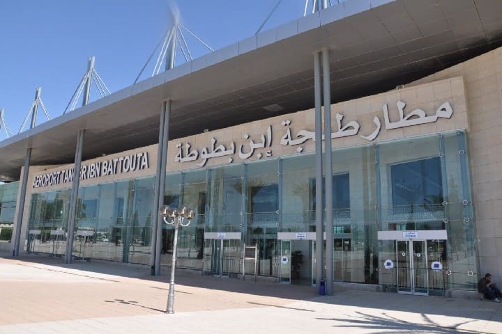 أمن طنجة يوقف فرنسياً من أصول جزائرية مبحوثاً عنه دولياً بتهم خطف واحتجاز وتهديد بالقتل أمن طنجة يوقف فرنسياً من أصول جزائرية مبحوثاً عنه دولياً بتهم خطف واحتجاز وتهديد بالقتل