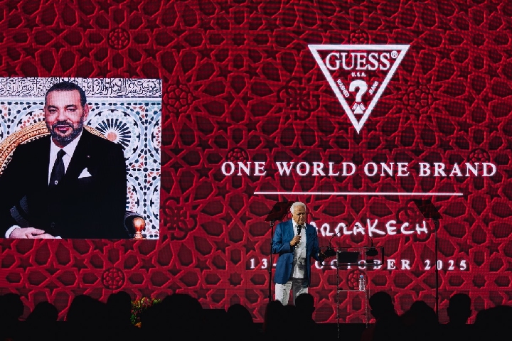 علامة الأزياء العالمية «GUESS» تحتفل بالذكرى الخامسة والأربعين بمؤتمر «عالم واحد، علامة واحدة» في مراكش علامة الأزياء العالمية «GUESS» تحتفل بالذكرى الخامسة والأربعين بمؤتمر «عالم واحد، علامة واحدة» في مراكش