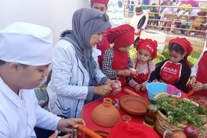بالصور.. مدرسة سيدي عبدالله الإيكولوجية تخلد اليوم العالمي للتغذية بالصور.. مدرسة سيدي عبدالله الإيكولوجية تخلد اليوم العالمي للتغذية
