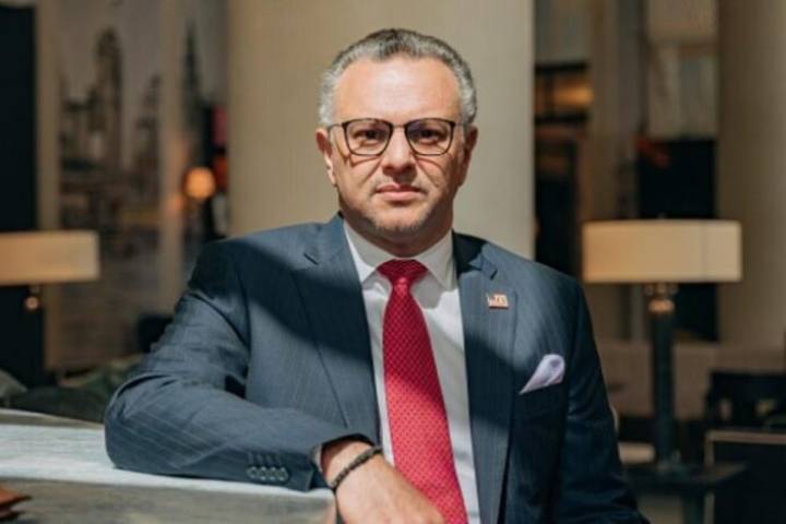 كبير مستشاري الرئيس الأميركي للشؤون العربية والإفريقية مسعد بولس متفائلون بشأن التوصل إلى حل نهائي لقضية الصحراء المغربية كبير مستشاري الرئيس الأميركي للشؤون العربية والإفريقية مسعد بولس متفائلون بشأن التوصل إلى حل نهائي لقضية الصحراء المغربية