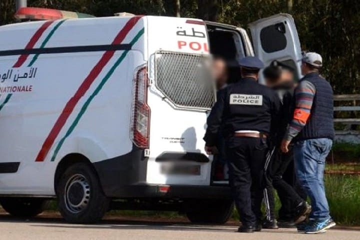 توقيف شخصين متورطين في اختطاف واحتجاز فتاة قاصر