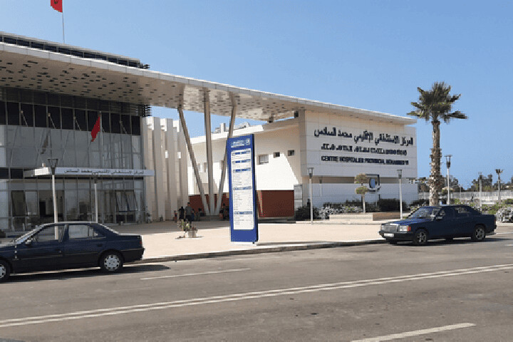 الحسيمة: مرضى مستشفى أجدير ينتظرون منذ أيام تقارير السكانير… والجهات المسؤولة في صمت!