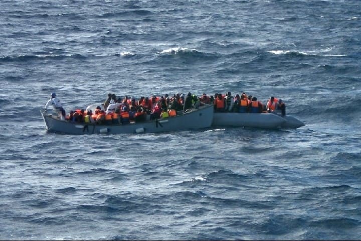 صحيفة إسبانية: المغرب أنقذ أكثر من 40 ألف مهاجر غير نظامي من الغرق أو الموت