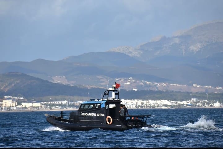 صحيفة إسبانية: الدرك الملكي يشن حملات مكثفة ضد الشبكات الإجرامية وتجار المخدرات 