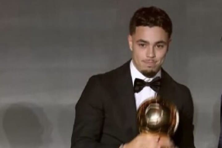 الكرة المغربية تهيمن على جوائز الكاف 2025