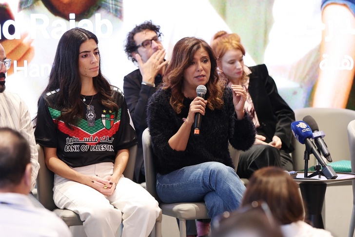 أفراد طاقم فيلم "صوت هند رجب" وأبطال القصة الحقيقيين في مهرجان الدوحة السينمائي: صوت هند هو صوت غزة وكلّ الفلسطينيين