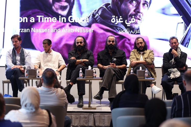 المخرجان طرزان وعرب ناصر حول صناعة فيلمهما "كان يا ما كان في غزّة": المخرجان طرزان وعرب ناصر حول صناعة فيلمهما "كان يا ما كان في غزّة":
