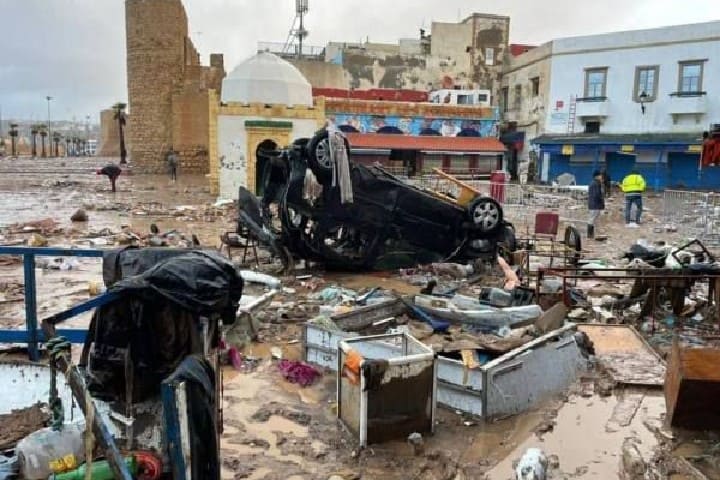 ارتفاع حصيلة ضحايا فيضانات اسفي إلى 40 واطلاق برنامج ملكي لاعادة التاهيل