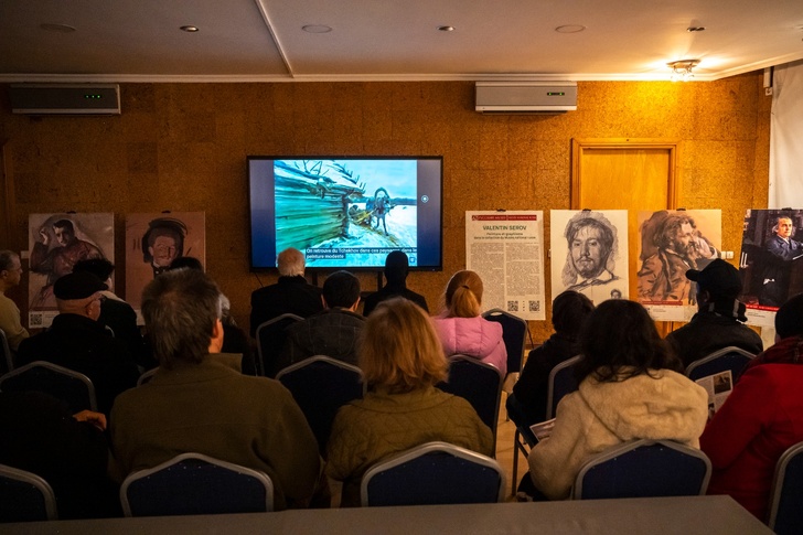 البيت الروسي يحتفي بسيروف: ألوان تحكي وحياة تروى البيت الروسي يحتفي بسيروف: ألوان تحكي وحياة تروى