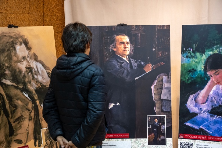 البيت الروسي يحتفي بسيروف: ألوان تحكي وحياة تروى البيت الروسي يحتفي بسيروف: ألوان تحكي وحياة تروى