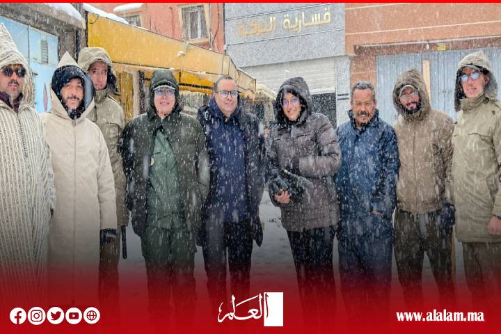 تزامنامع تساقط الثلوج.. مبادرة إنسانية لتوفير الإيواء والرعاية الصحية والنفسية للأشخاص في وضعية الشارع بأزيلال