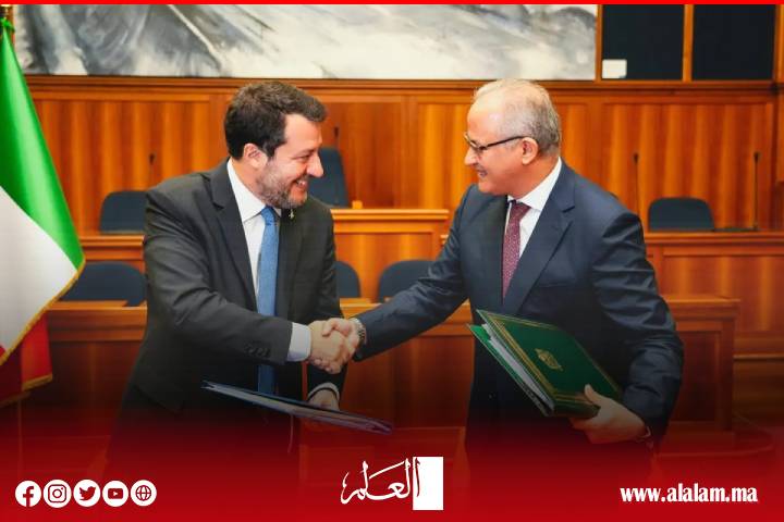 شرط السنتين يشعل غضب الجالية المغربية بإيطاليا: مطالب عاجلة بمراجعة قانون تبديل رخص السياقة