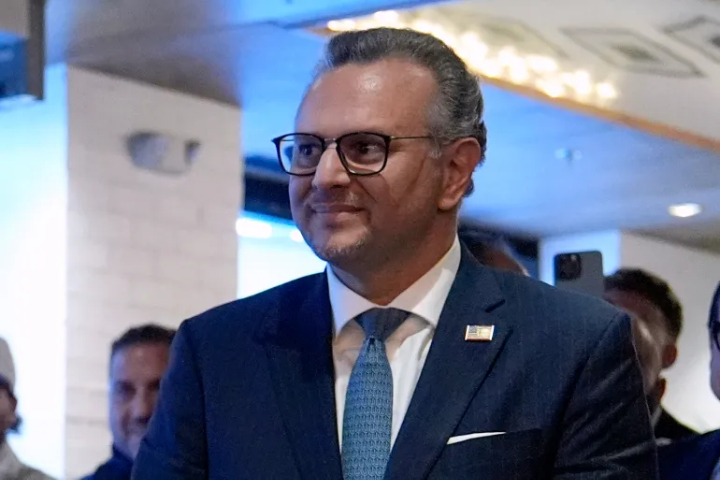 الجزائر‭ ‬و‭ ‬تمرين‭ ‬التحول‭ ‬الاضطراري‭ ‬المرهق‭ ‬في‭ ‬الموقف‭ ‬تجاه‭ ‬نزاع‭ ‬الصحراء ‮«‬فكها‭ ‬يا‭ ‬من‭ ‬وحلتيها...!!!!»