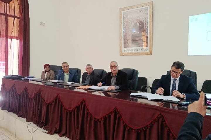 المصادقة على تدابير استعجالية لدعم الفلاحين المتضررين من فيضانات القصر الكبير