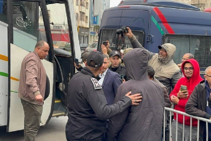 على‭ ‬خلفية‭ ‬قيامهم‭ ‬بإرتكاب‭ ‬أفعال‭ ‬إجرامية‭ ‬بأحد‭ ‬احياء‭ ‬مرس‭ ‬السلطان‭..‬