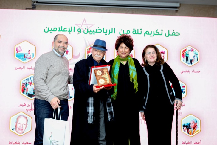 الجامعة الملكية المغربية للرياضة للجميع تنظم ندوة حول الرياضة في خدمة القضايا الوطنية " وتحتفي بثلة من الإعلاميين والرياضيين. الجامعة الملكية المغربية للرياضة للجميع تنظم ندوة حول الرياضة في خدمة القضايا الوطنية " وتحتفي بثلة من الإعلاميين والرياضيين.