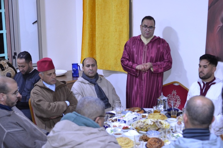 إفطار جماعي بمركز الأمل للأشخاص في وضعية صعبة بأزيلال بلمسة إنسانية إفطار جماعي بمركز الأمل للأشخاص في وضعية صعبة بأزيلال بلمسة إنسانية