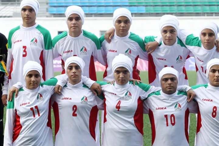 المنتخب النسوي الايراني.. من الرياضة إلى السياسة واللجوء باستراليا 