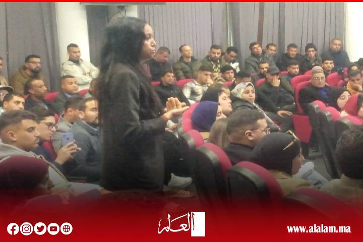 عبد الجبار الراشيدي وعثمان الطرمونية في لقاء تواصلي بالجديدة