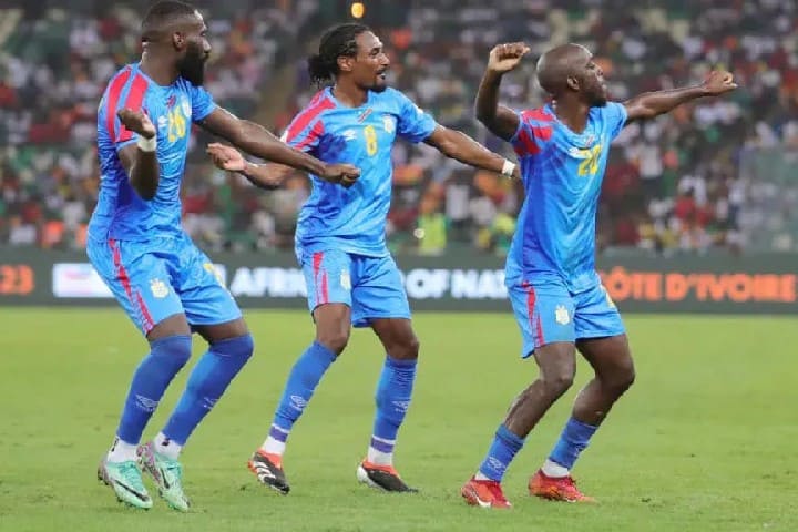 أبناء "لومومبا" يشدون أنظار العالم ويحققون الحلم الأمريكي