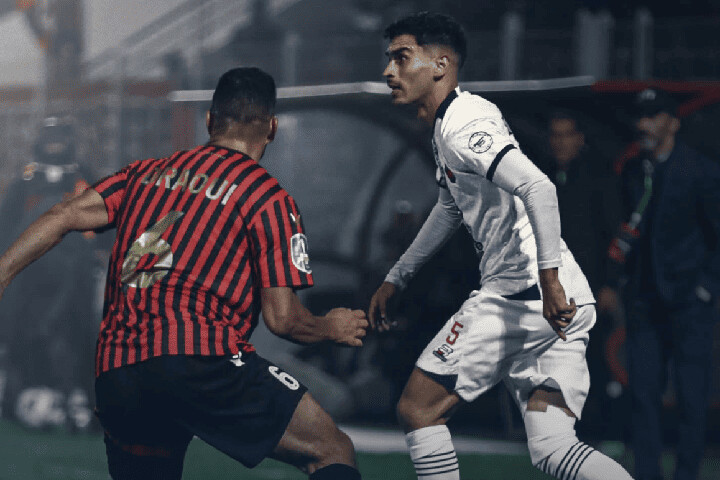 رغم النقص العددي… أولمبيك آسفي ينتزع تعادلا بطعم الانتصار من قلب الجزائر ويقترب من النهائي التاريخي