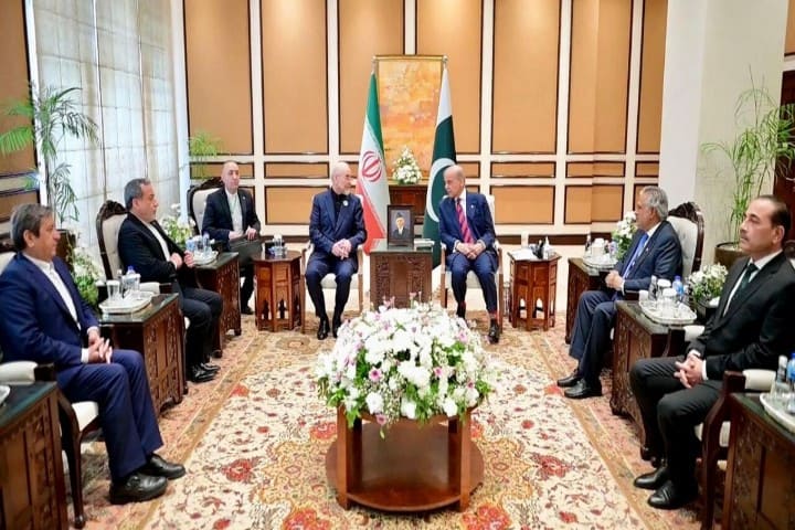 مفاوضات إسلام اباد : سلام مُعلّق بين حربٍ عالقة ونياتٍ مريبة