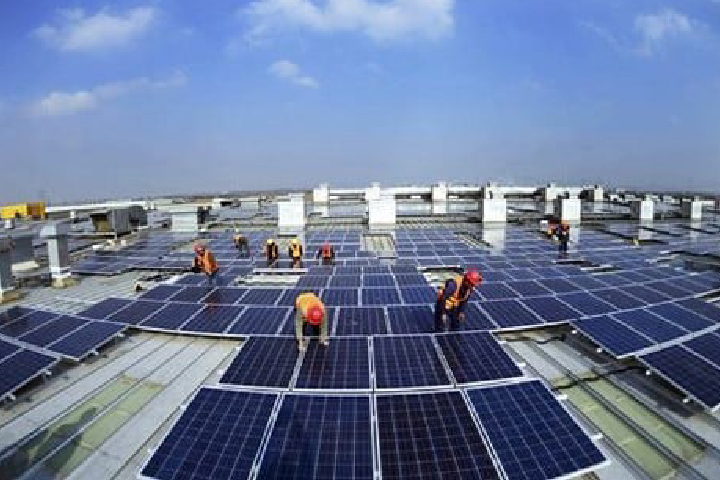 التغيرات الدولية تسرع التحول الطاقي بالمغرب واستثمارات مضاعفة في الطاقات المتجددة والشبكات الكهربائية