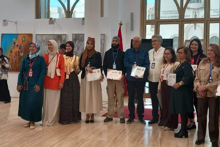 الفنانة التشكيلية إلهام الغاشي تتألق في معرض الفن التشكيلي بمتحف الحسن الثاني بالدار البيضاء