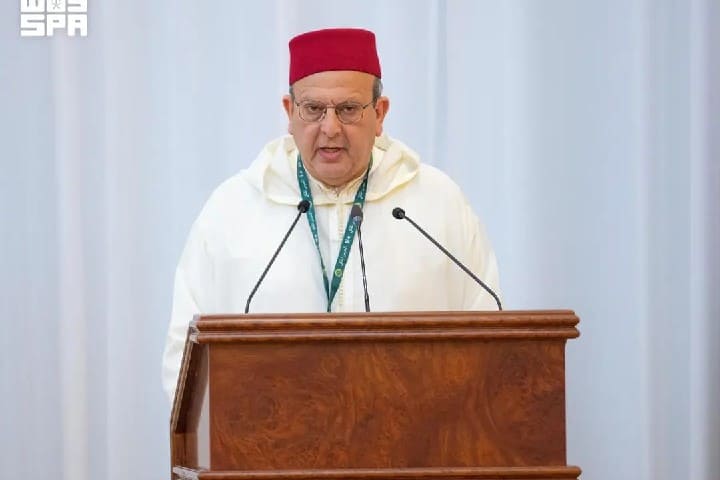 الرشيدي من منبر مكة المكرمة: السياسة الملكية وضعت المغرب في قلب ريادة منظومة الحج والعمل الإسلامي المشترك