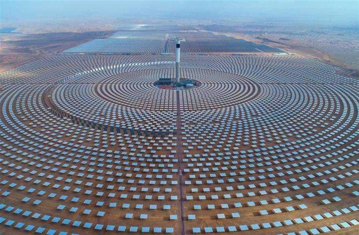 المغرب يسرع رهانه على الطاقات النظيفة ويكرس موقعه كمحور إقليمي جذاب للاستثمارات المتجددة المغرب يسرع رهانه على الطاقات النظيفة ويكرس موقعه كمحور إقليمي جذاب للاستثمارات المتجددة