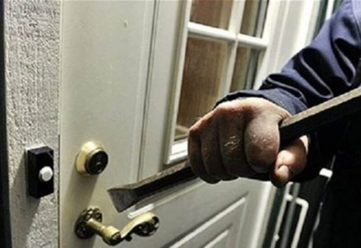في ظرف وجيز.. الدرك الملكي بإمزورن يطيح بمشتبه فيهم في سرقات استهدفت منازل بأيت يوسف وعلي