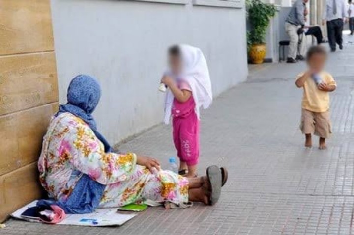 الحسيمة.. القضاء يشدد الخناق على التسول الموسمي بإدانة متهمة بشهر حبس موقوف التنفيذ