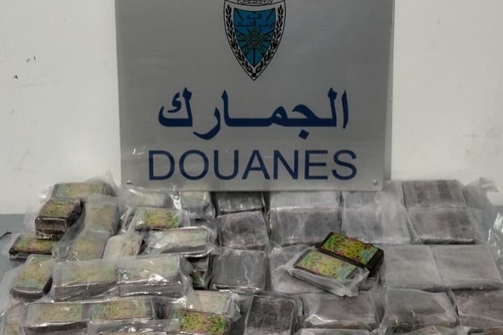 إحباط محاولتين لتهريب المخدرات بمعبر باب سبتة في الساعات الأولى من الصباح