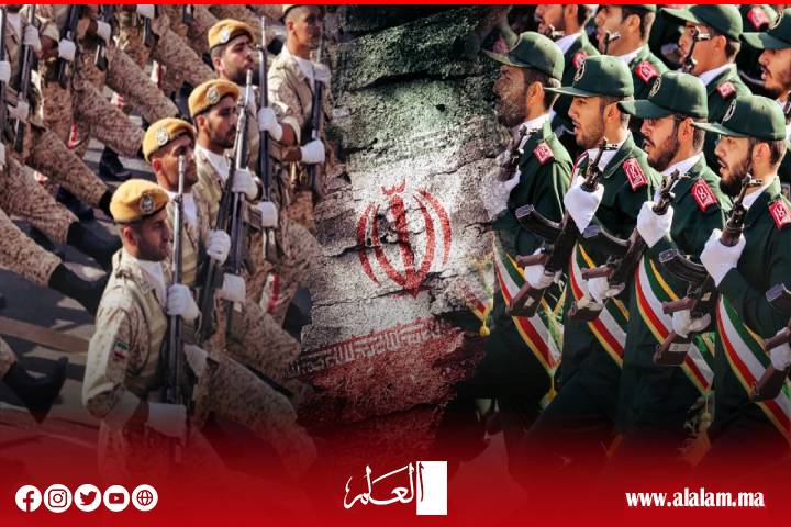 تصعيد جديد بين واشنطن وطهران.. الجيش الإيراني يتوعد بالرد بعد مقتل 8 عسكريين في ضربات أمريكية