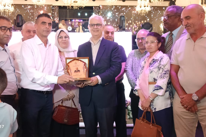​الأمين العام لحزب الاستقلال نزار بركة في لقاء تواصلي بالمضيق:"نستكمل مسيرة التحرير بالتنمية والعدالة العدالة الاجتماعية ".