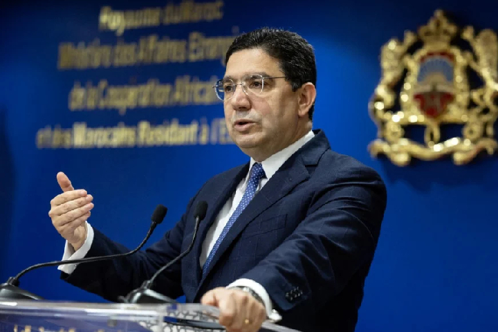 في رسالة سلمها مستشار رئيسها لبوريطة.. رومانيا تؤكد دعمها لمخطط الحكم الذاتي تحت السيادة المغربية