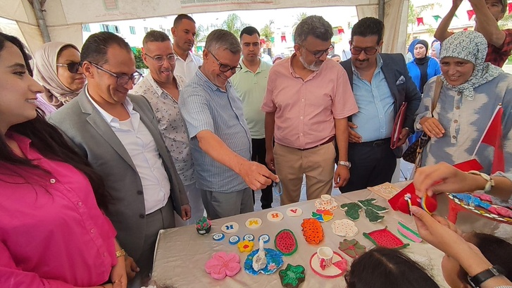 في إطار الحملة الوطنية الثانية لإذكاء الوعي بحقوق الأشخاص في وضعية إعاقة: افتتاح فعاليات "المعرض الدامج الأول" بالقصر الكبير في إطار الحملة الوطنية الثانية لإذكاء الوعي بحقوق الأشخاص في وضعية إعاقة: افتتاح فعاليات "المعرض الدامج الأول" بالقصر الكبير