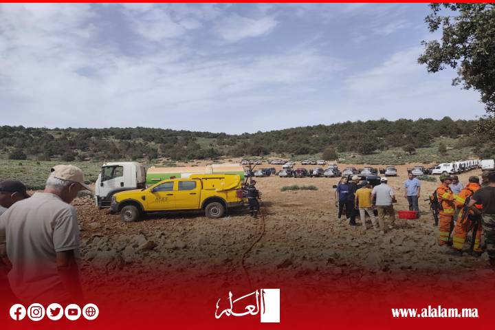 اليوم الثامن من حريق غابة أنفك.. القوات العمومية ومتطوعون ينجحون في تطويق النيران وسط تعبئة واسعة بأفورار